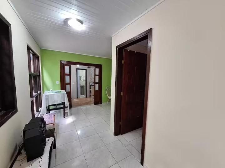 Отель Casa Aconchegante Em Куритиба Экстерьер фото