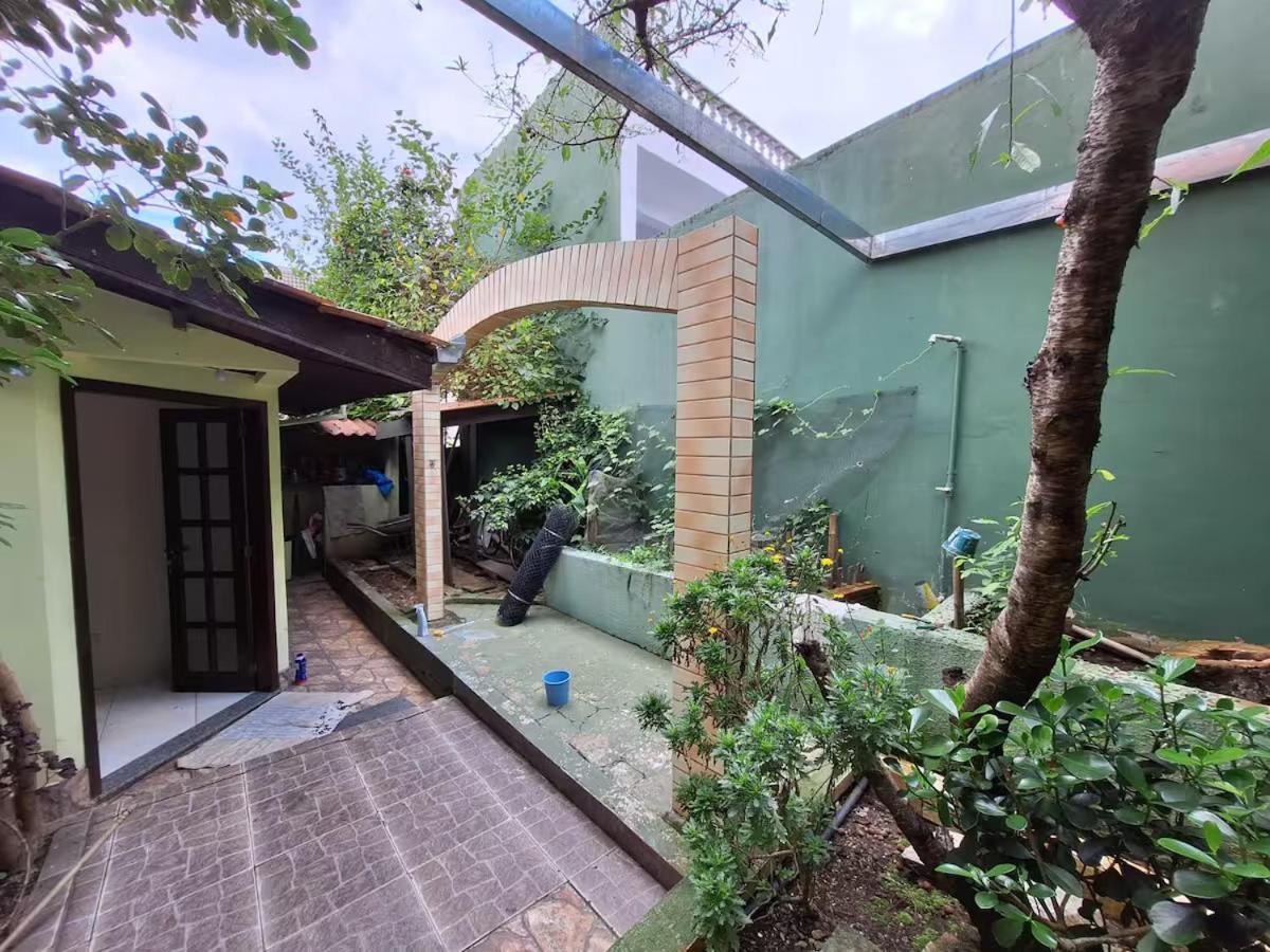 Отель Casa Aconchegante Em Куритиба Экстерьер фото